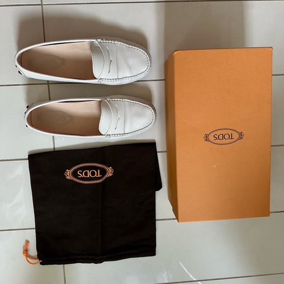 TOD’S GOMMINI MOCASSIN - Picture 4 of 10